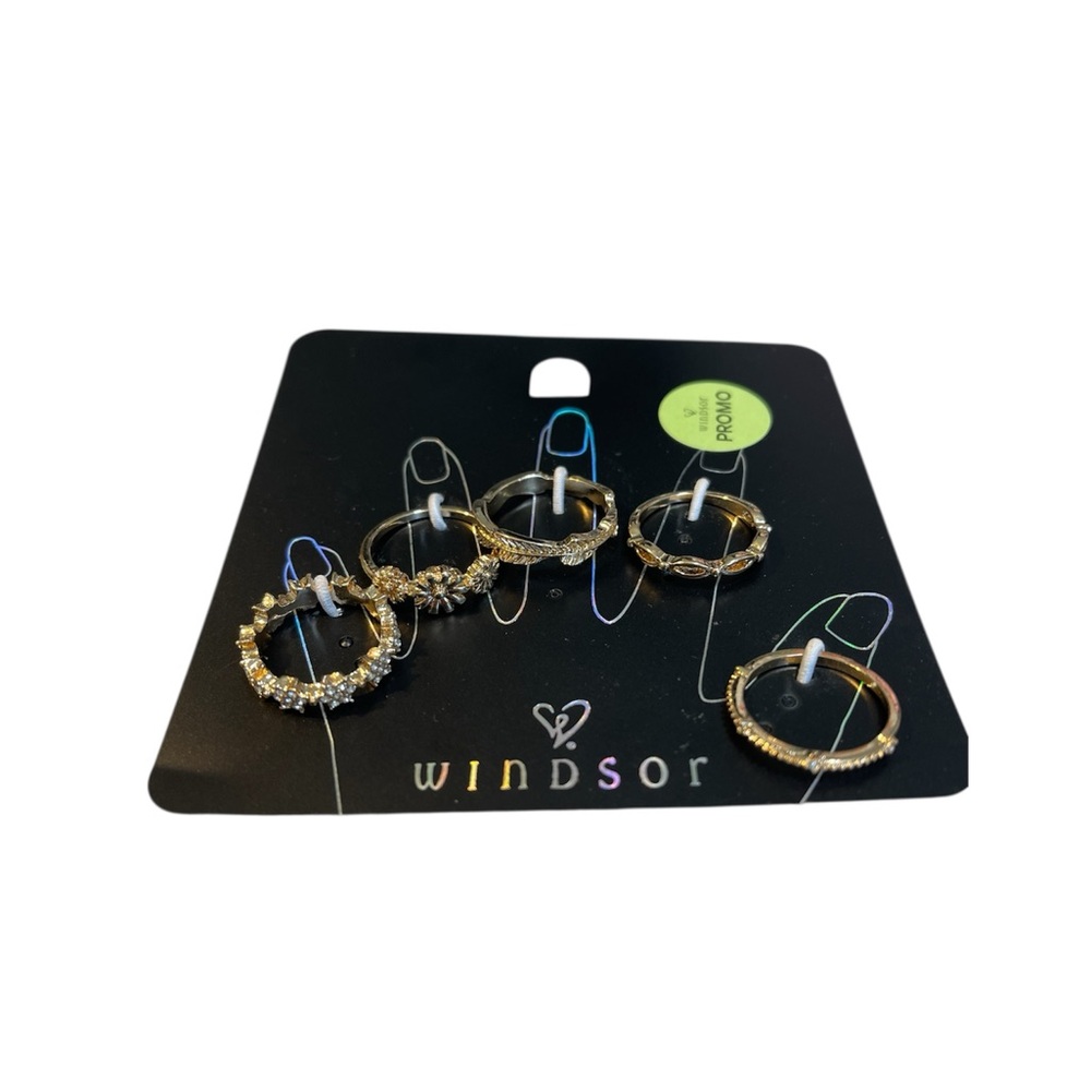 🤑5/$25 Windsor Gold-Tone Ring Collection NWT